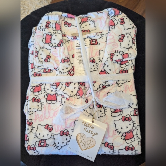 Hello Kitty Organic Flannel Pajama Set Pottery Barn Teen Adult Sz Medium - Picture 3 of 17
